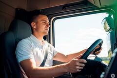 website_large-ai-generated_ro_truck-driver_gem_rai-50.jpg