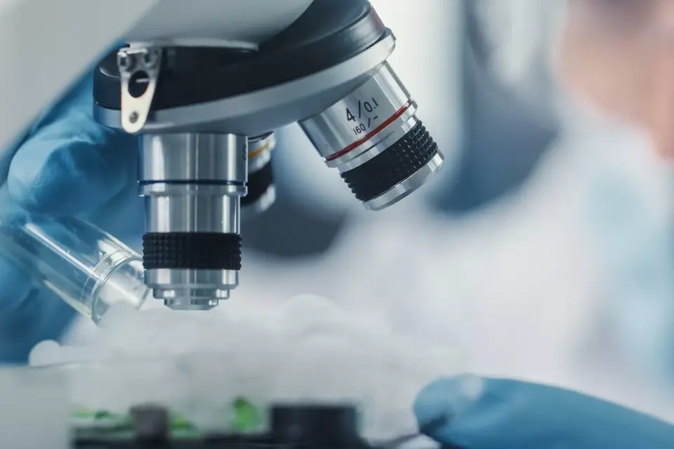 lab_worker